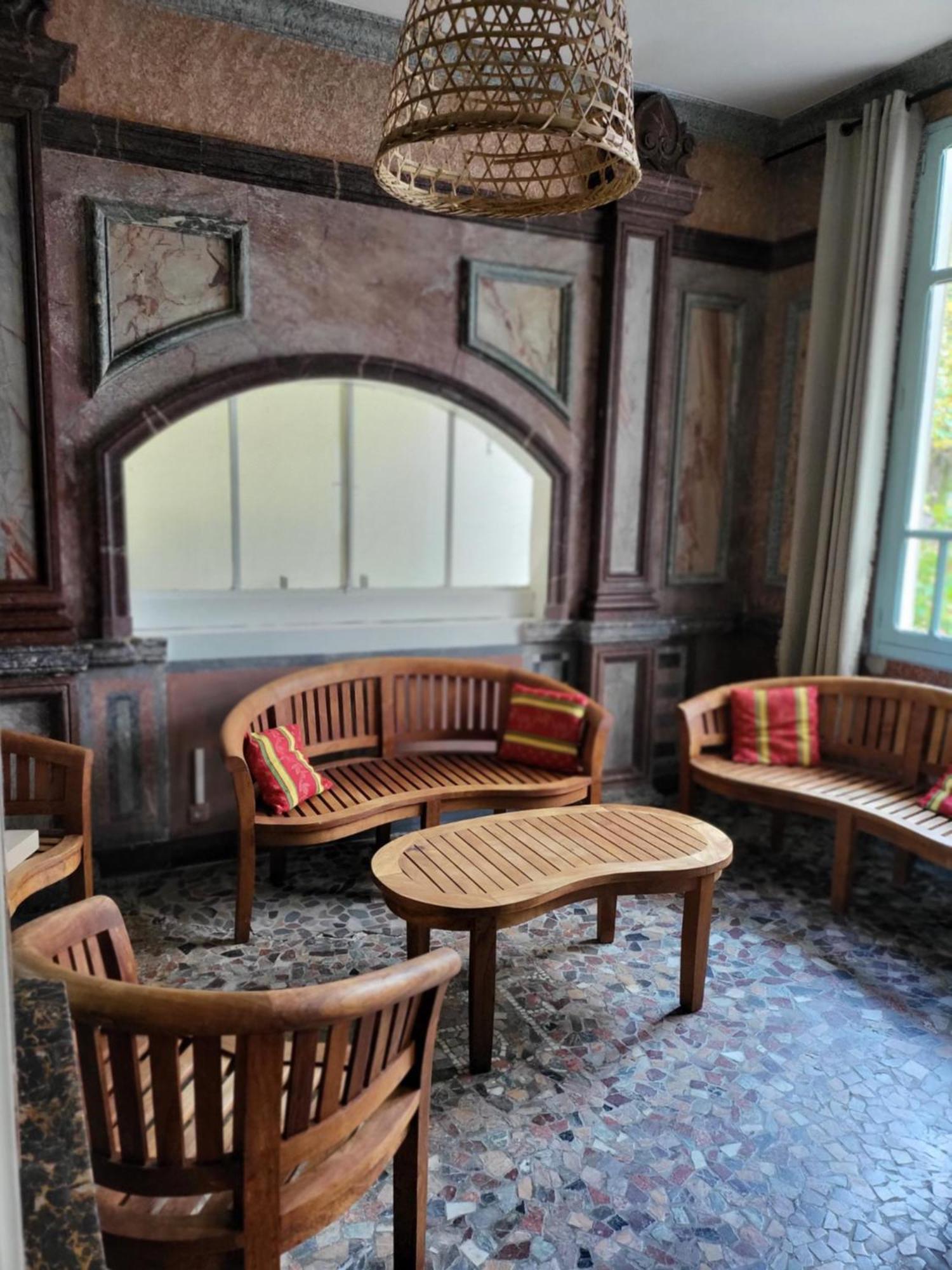 Le Pavillon De L'Intemporelle Bagneres De Bigorre Esterno foto