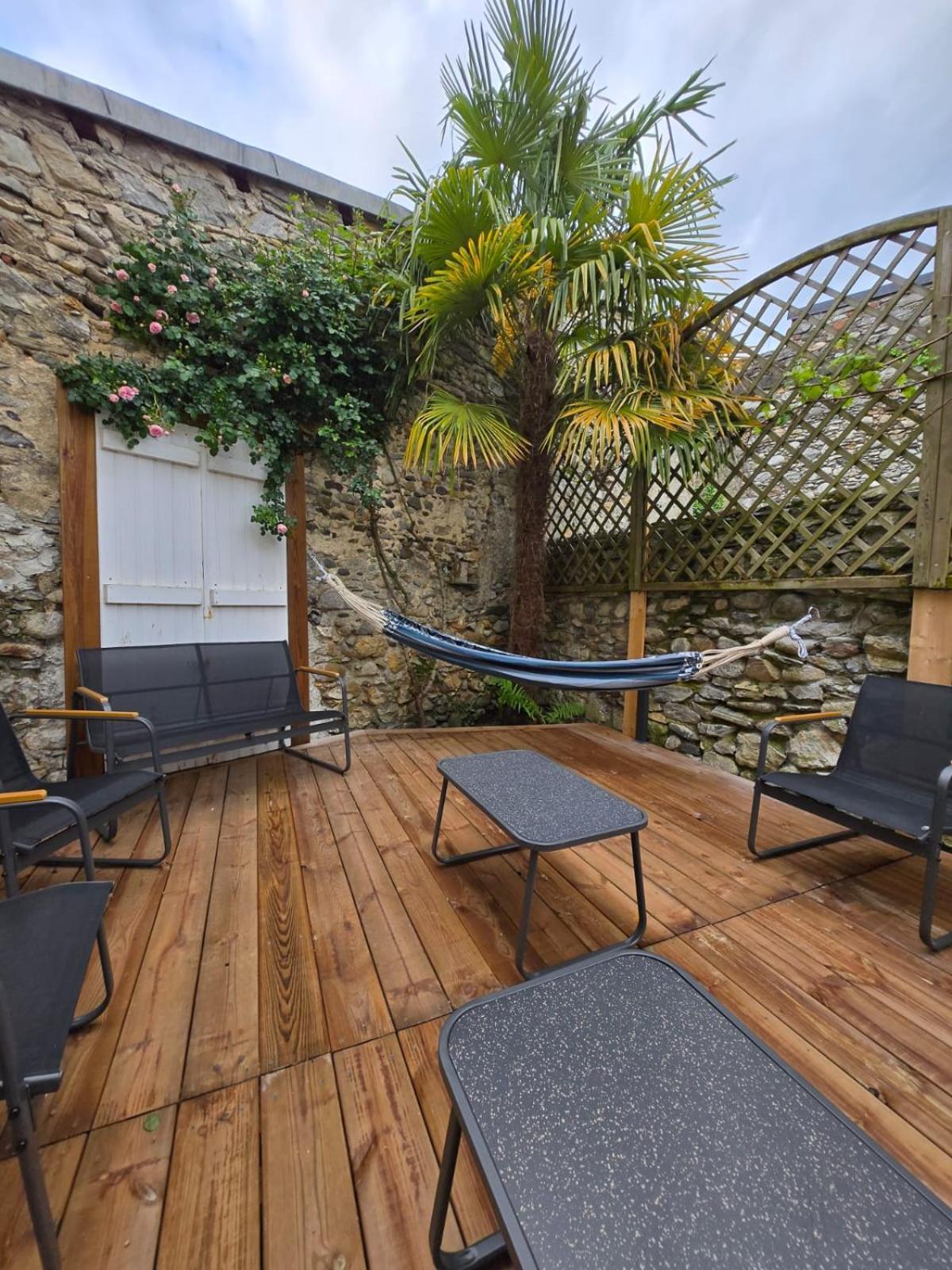 Le Pavillon De L'Intemporelle Bagneres De Bigorre Esterno foto